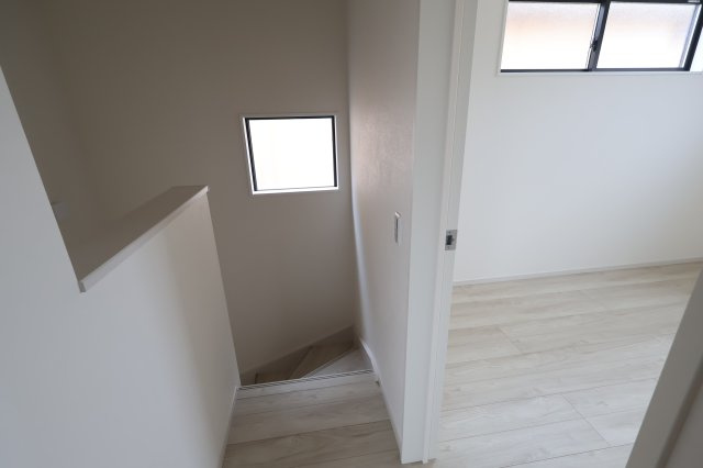 《仲介手数料無料》上尾市本町２丁目8-21新築一戸建てケイアイグレイスの内装
