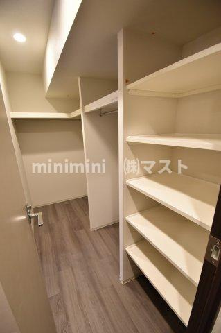 旧プレール・ドゥーク堺筋本町Qの収納