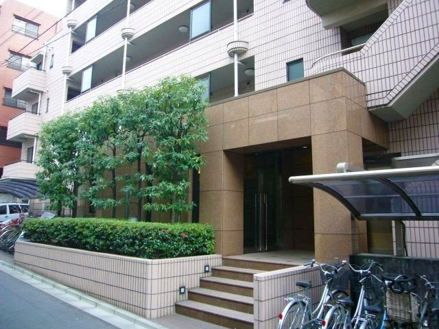 【エントランス】