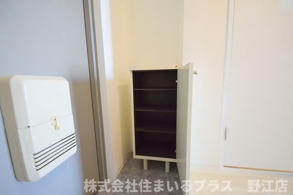 リブレ城北の玄関