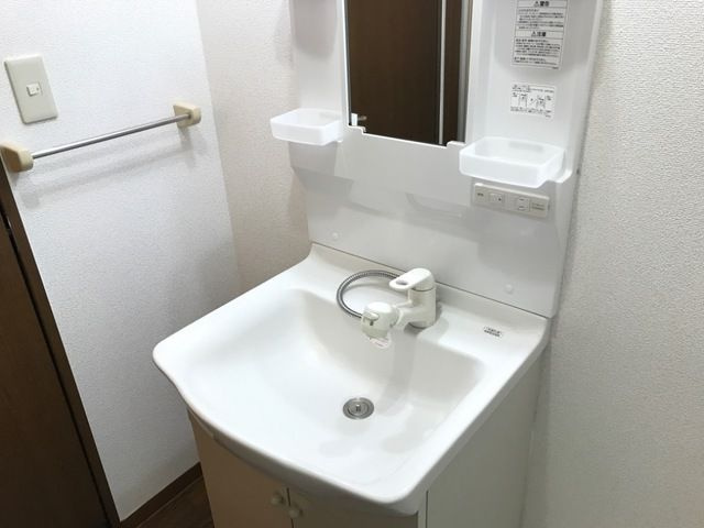 コンフォース南の洗面所