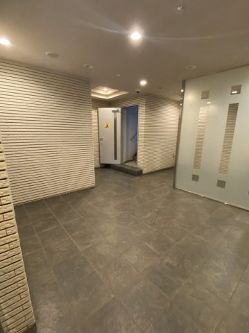 プレミアステージ駒込のエントランス