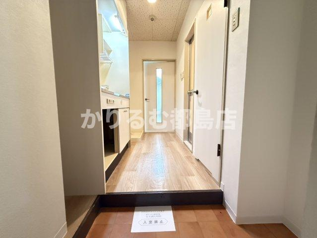アーバン千林A棟の玄関