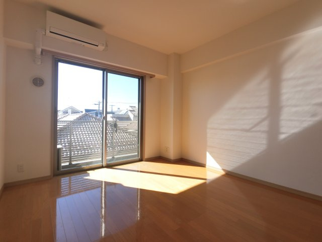 ＣＡＳＳＩＡ市川妙典の洋室