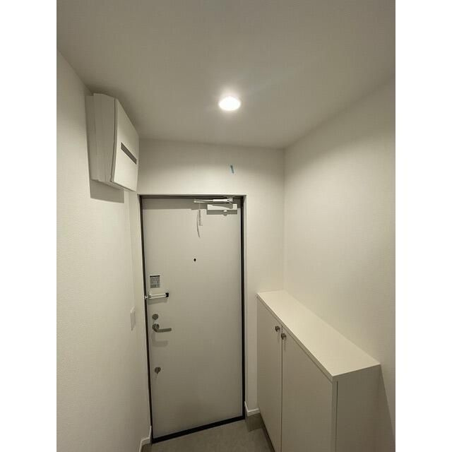 横浜市瀬谷区瀬谷２丁目のアパートの玄関