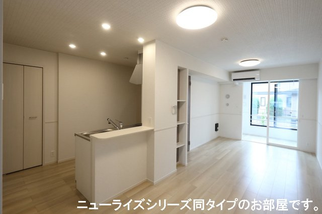 ヴェルデ　スリールⅡの居間・リビング