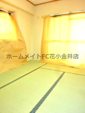 【居間・リビング】 | インペリアル花小金井 | 同建物別室写真