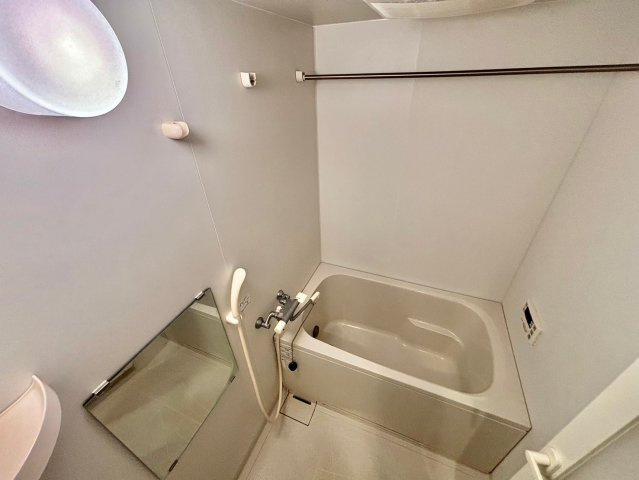 シャトー揚羽の浴室