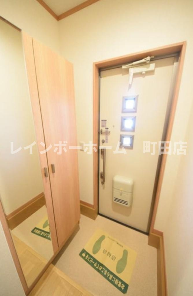 メゾン・コンフォール※初期費用分割あと払いサービス利用可能物件の玄関