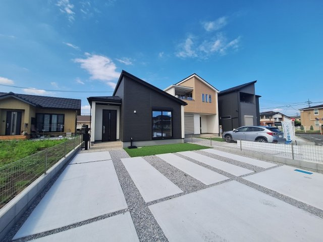 GRAFARE 高崎市下中居町2期 新築 3号棟の外観|現地撮影