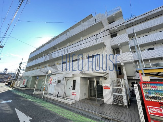 ライフシティの外観