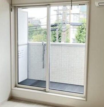アイフラットのバルコニー
