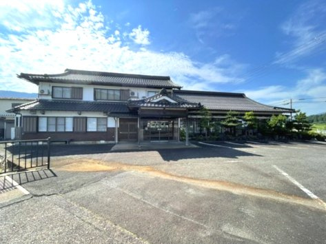 長浜市西浅井町大浦中古店舗｜田舎暮らし 南側道路面す 土地600坪以上