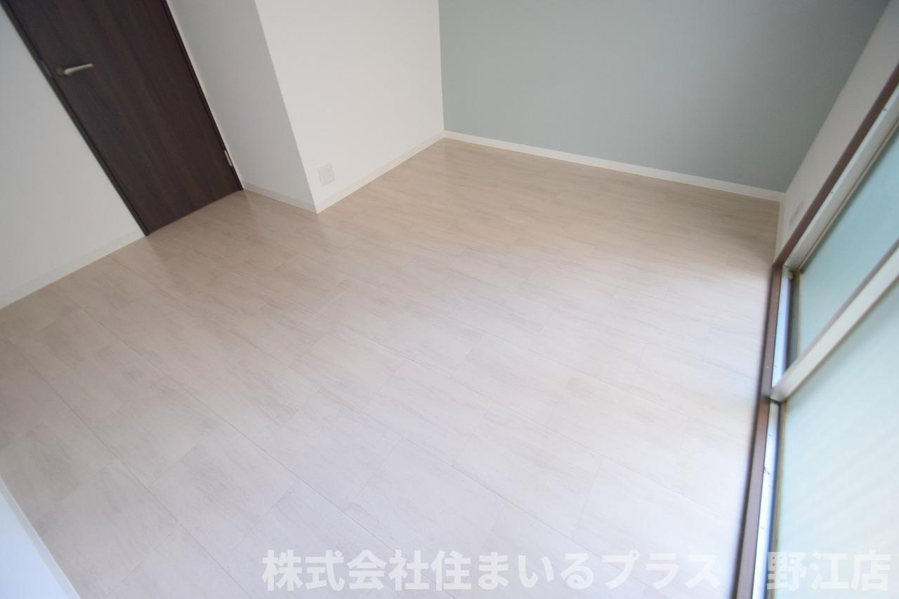 コスモハイツの居間・リビング
