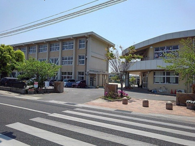 【周辺】 | Ｒｉｓｅ　Ⅱ | 中津市立小楠小学校まで900m