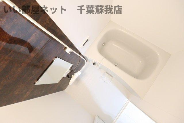 ナリトモ赤井Ａの浴室|落ち着いた空間のお風呂です