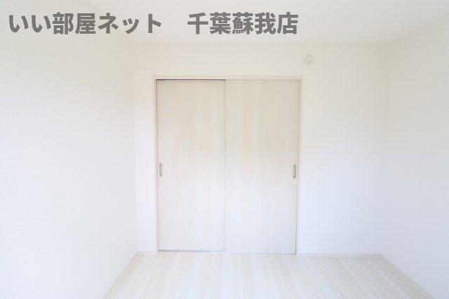 ナリトモ赤井Ａの寝室|ゆとりの広さです