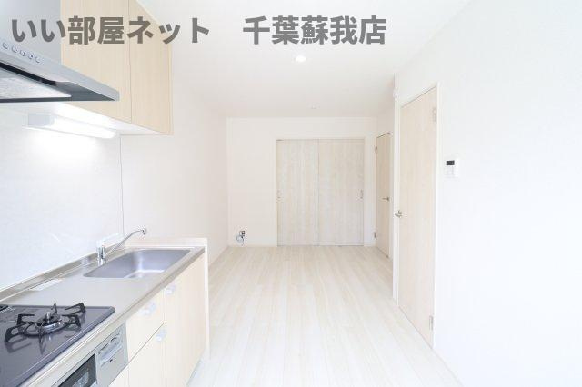 ナリトモ赤井Ａの居間・リビング|使いやすい居間です