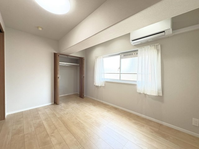 中銀松戸マンシオンの寝室|ドキドキの新生活も、安心してスタート。ぴったりの住まいを見つけませんか？クランディアが一緒に住まい選びをサポートします‼　まずは、お気軽にお問合せください　＃クランディア