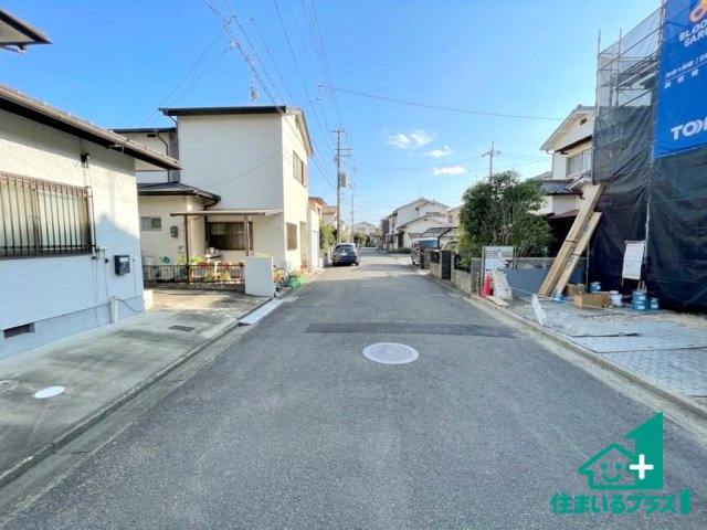 ★木津川市木津南後背　第6期　新築一戸建ての前面道路含む現地写真|駅やスーパー、小学校・中学校等日常生活に欠かせない情報や道のりもご紹介いたしますのでお気軽にご相談ください。