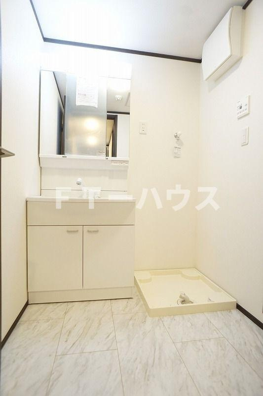 Central　Villa　K（セントラルヴィラケイ）の独立洗面台