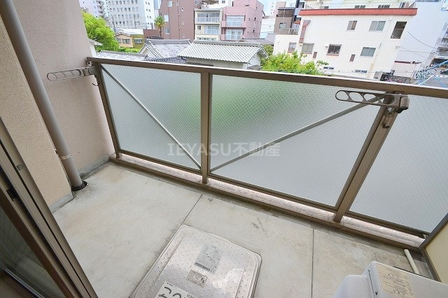 広島市中区東白島町の賃貸マンションのバルコニー|参考写真
