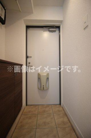 （仮称）都城市中町マンションの玄関|落ち着いた玄関です