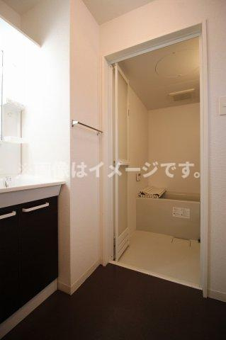 （仮称）都城市中町マンションの洗面所|使いやすい洗面所です