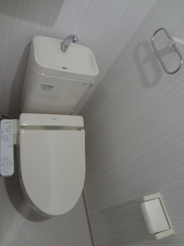 シャルムール大池のトイレ