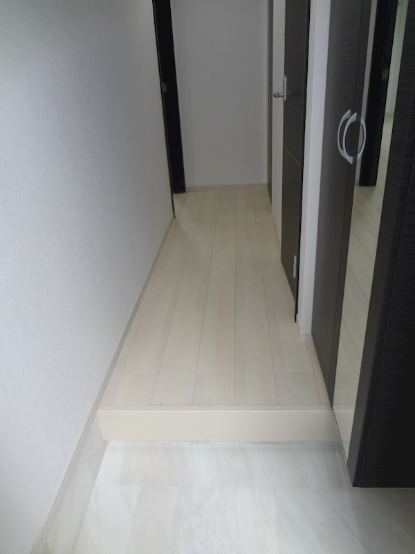シャルムール大池の玄関