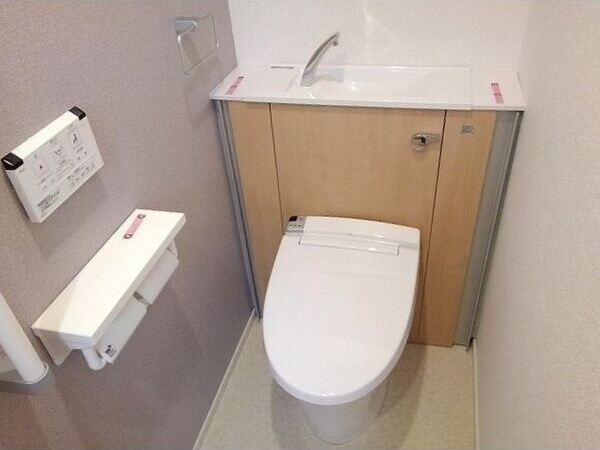 サーフェリッツのトイレ|ゆったりとした空間のトイレです