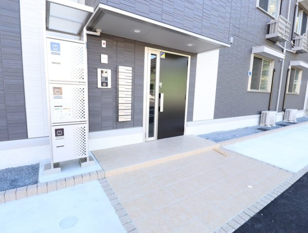 Forest Garden河尻のエントランス