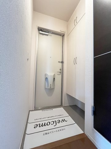 ルクプル　C棟の玄関