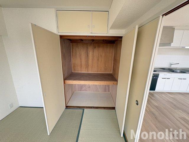 泉北鴨谷台３丁6号棟の収納