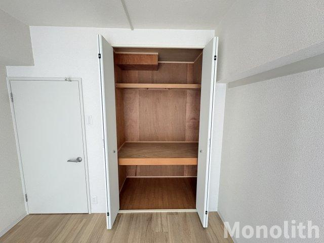 泉北鴨谷台３丁6号棟の収納