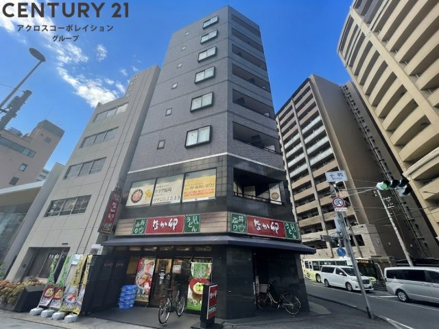 オートロック、エレベーター完備☆