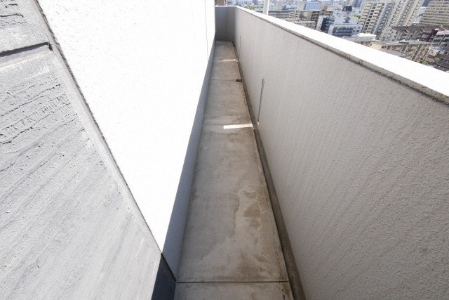 大阪市城東区今福東１丁目の賃貸マンションのバルコニー