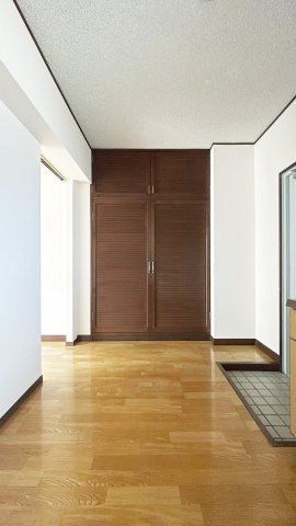 メルシーハイツの居間・リビング