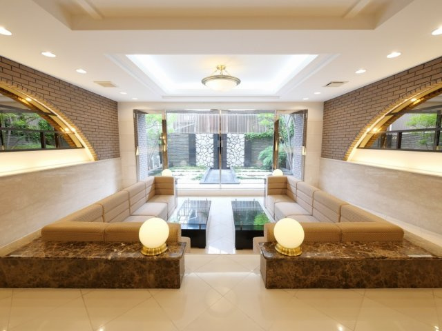 GALLERY谷町のロビー