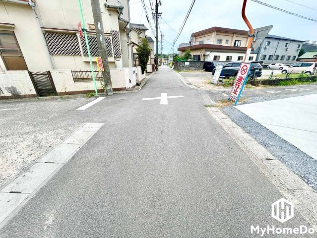 守山区中志段味　1期の前面道路含む現地写真