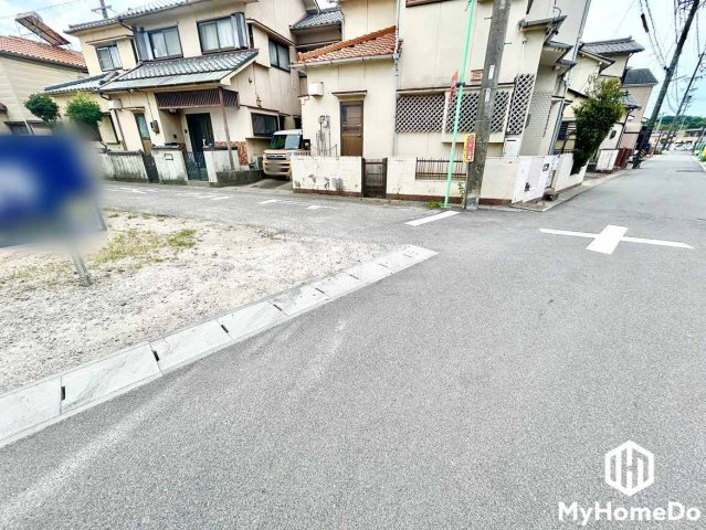 守山区中志段味　1期の前面道路含む現地写真