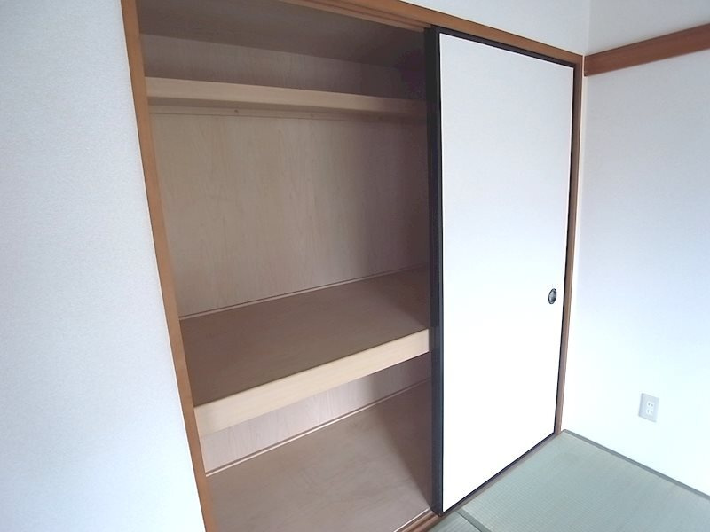 ヴェルドミールゆりのき台の収納