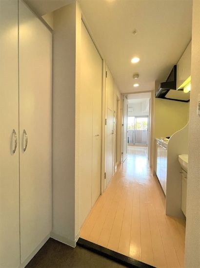 名古屋市中区平和１丁目の賃貸マンションの玄関