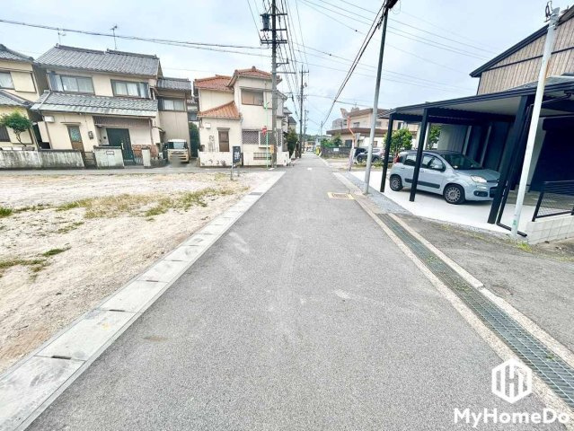 守山区中志段味　1期の前面道路含む現地写真