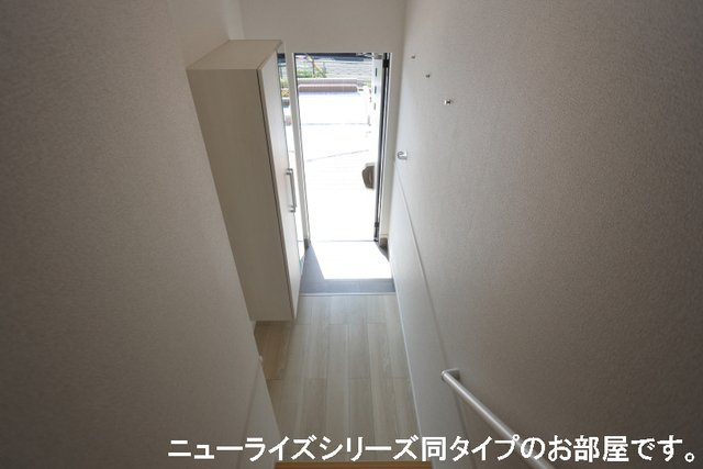 ヴェルデ　スリールⅡの玄関