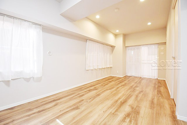 【居間・リビング】 | ワコー人形町マンション | あなたの生活を彩ってくれる、くつろぎの空間です。～即日のご見学可能～　お問合せはお気軽に。