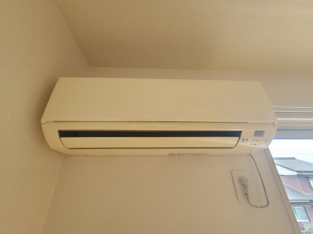 アピラの設備|2階LDK12帖　エアコン