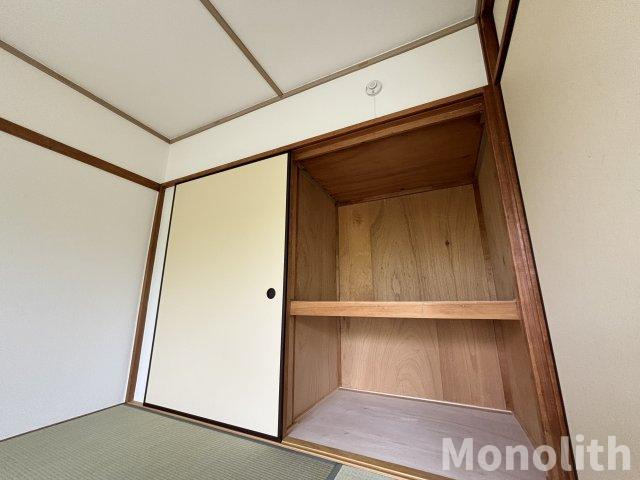 光明台19号棟の収納