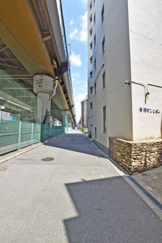 中津有明マンションの外観|ご不明な税金・諸費用についても丁寧にサポートいたします。現地見学で、住まいのイメージやご希望をぜひお聞かせください。