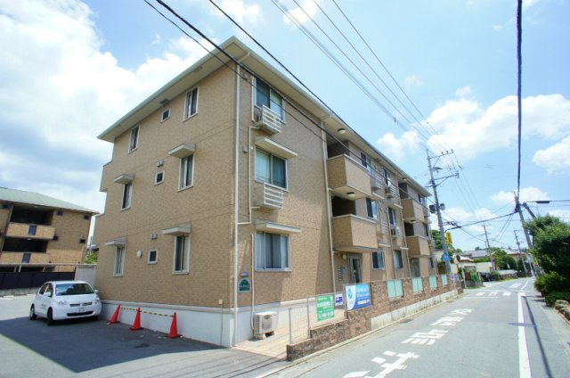 ハウスフリーデ五番館の外観|外観もきれいです